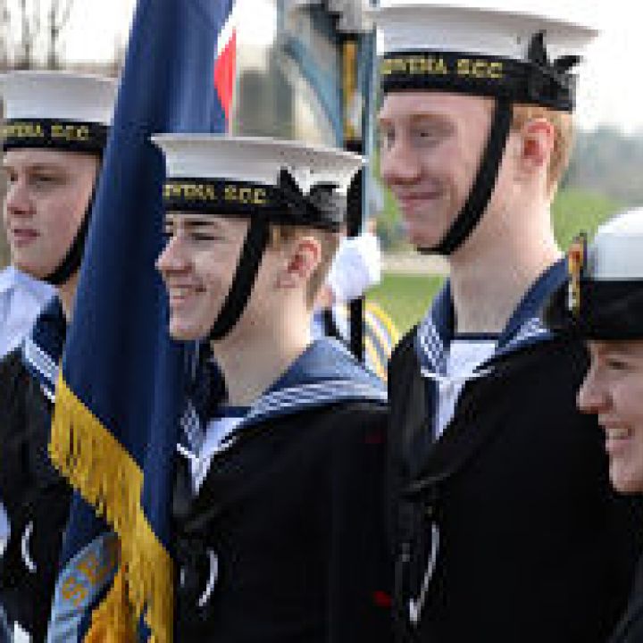 BURTON ON TRENT SEA CADETS REDEDICATE MEMORIALS