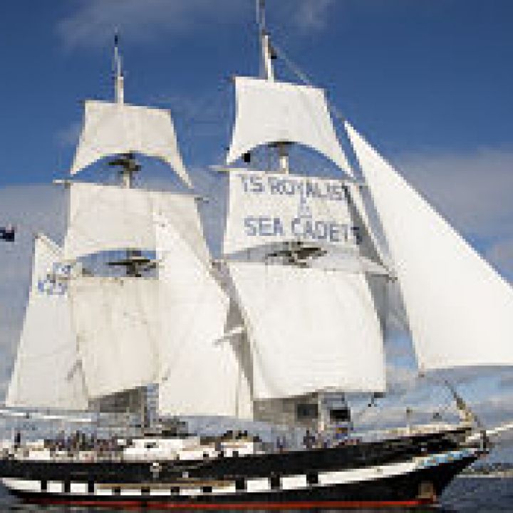 TS ROYALIST FINAL SAIL INTO PORTSMOUTH 