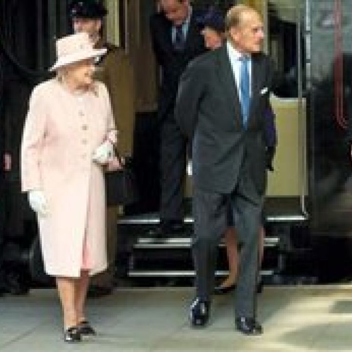 Sea Cadets Escort the Queen along the Diamond...